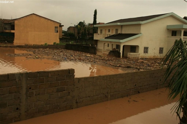 Après les pluies mortelles : Des ministres enquêtent sur les causes de la catastrophe